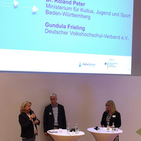 Podiumsgespräch Mit Grundula Frieling, Dr. Roland Peter und Prof. Dr. Anke Grotlüschen